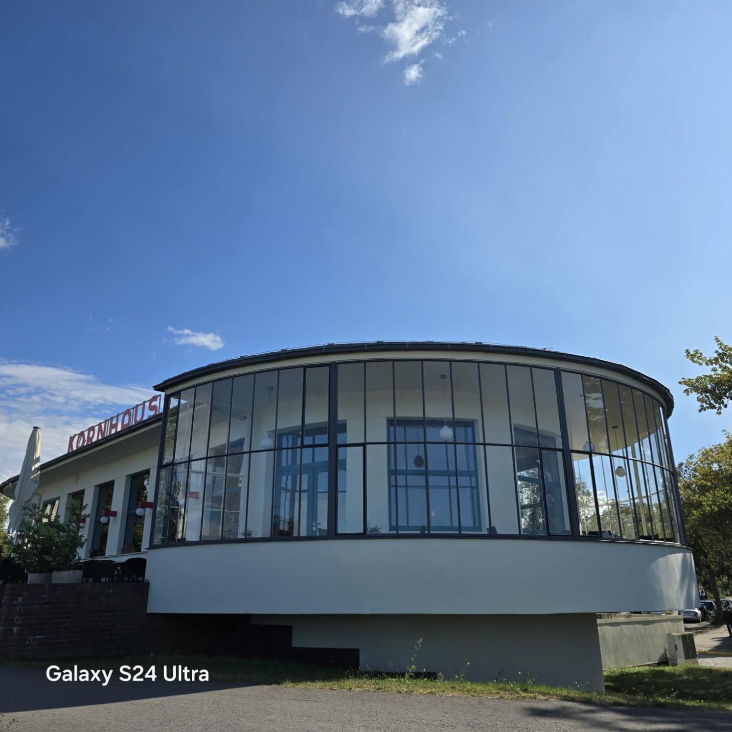 City Apart - Fewo Klimaanlage Whirpool Panoramafenster 5 Personen Kulturdenkmal Dessau-Rosslau 외부 사진